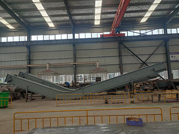 大倾角皮带输送机变频器的作用是什么？