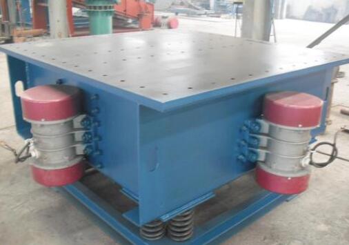 振动平台中的振动电机如何防止灰尘？